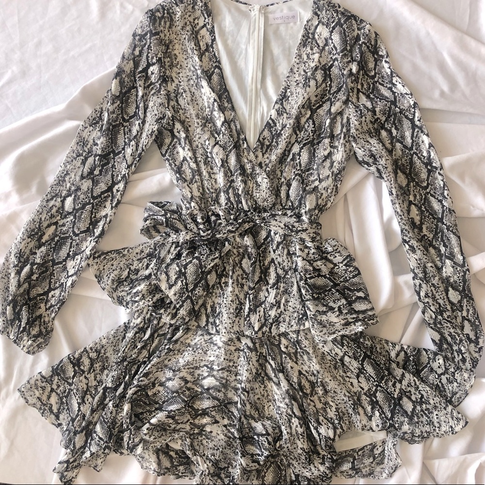 Vestique Illusion Wrap Dress - Snake Print